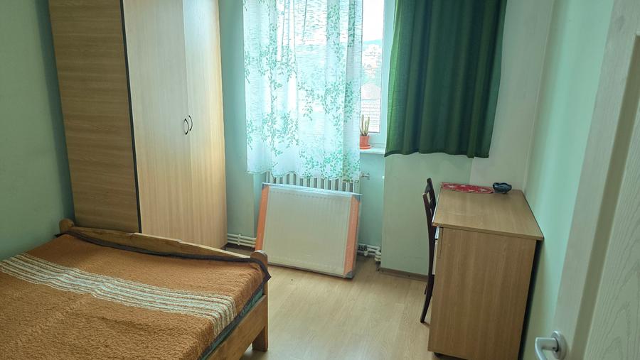Apartament cu 2 camere semidecomandat în Mărăști