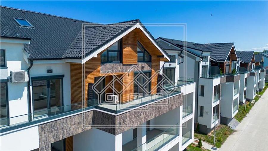 Apartament cu 3 camere nedecomandat în Exterior Vest