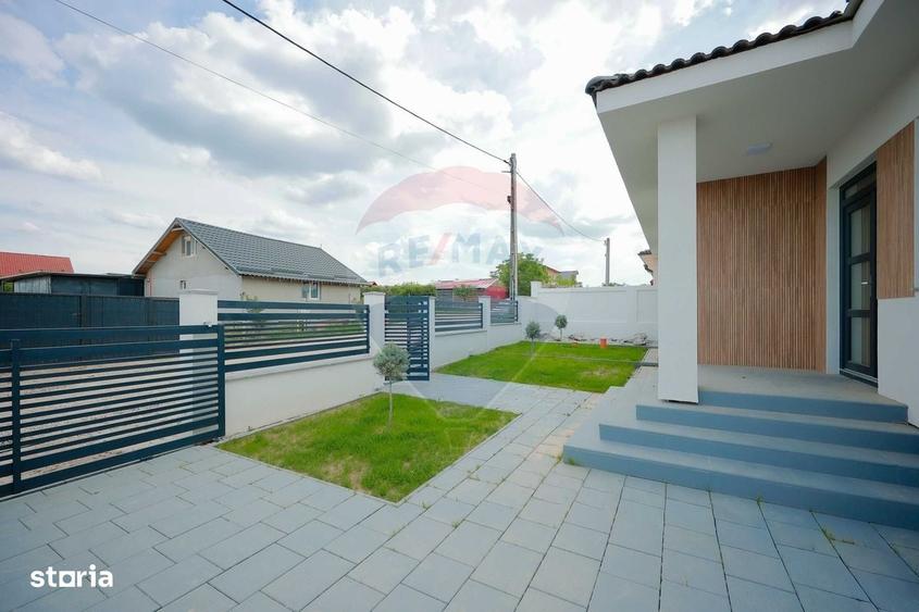 Casă cu 4 camere în Central