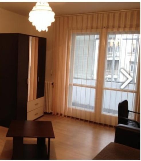 Apartament cu 2 camere semidecomandat, mobilat în Victoriei