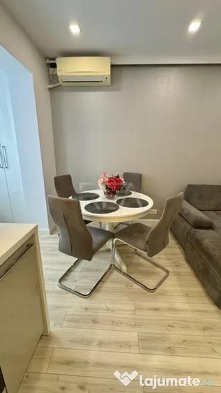 Apartament cu 3 camere decomandat în Theodor Pallady