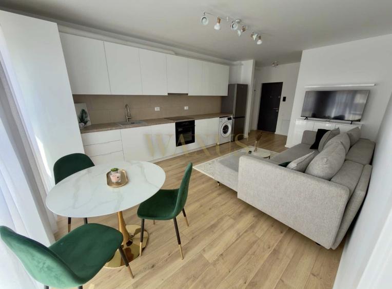 Apartament cu 2 camere semidecomandat, mobilat în Florești