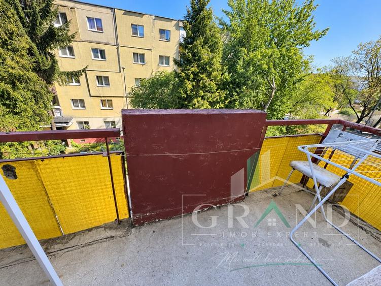 Apartament cu 3 camere decomandat, mobilat în Zorilor