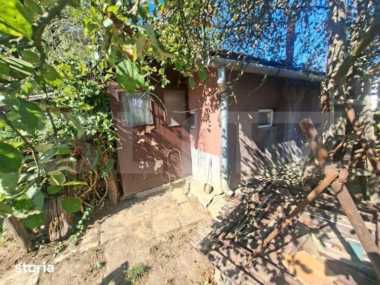 Casă cu 2 camere cu Teren 885 Mp în Acățari