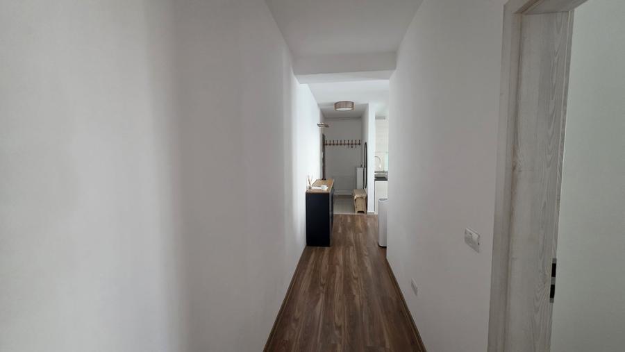 Apartament cu 3 camere decomandat, mobilat în Braytim