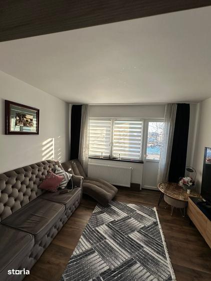 Apartament cu 3 camere decomandat în Orașul Vechi