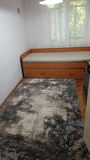 Apartament cu 3 camere decomandat în Dacia