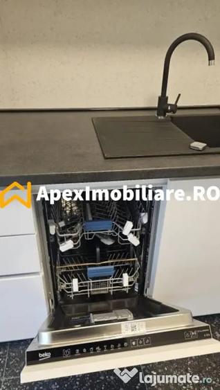 Apartament cu 3 camere semidecomandat în Floreasca