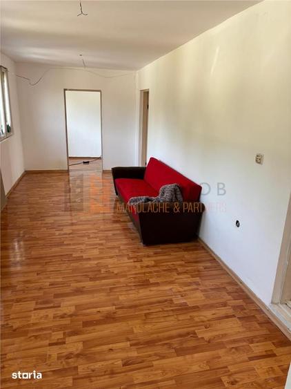 Casă cu 3 camere decomandat cu Teren 1865 Mp în Poșta Câlnău