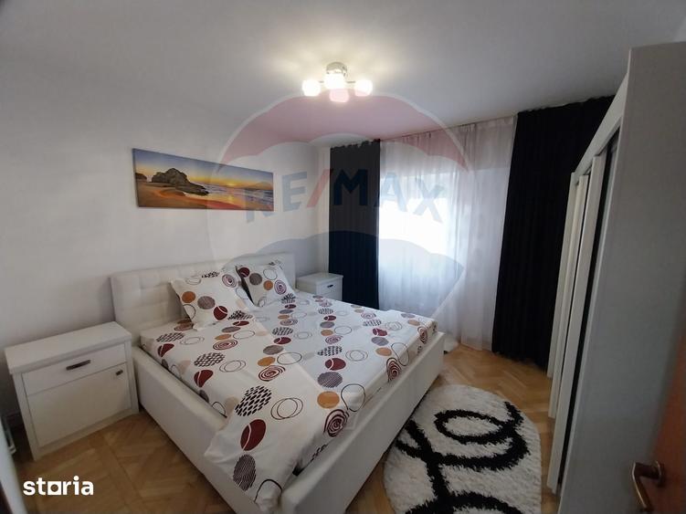 Apartament cu 3 camere decomandat în Calea Severinului
