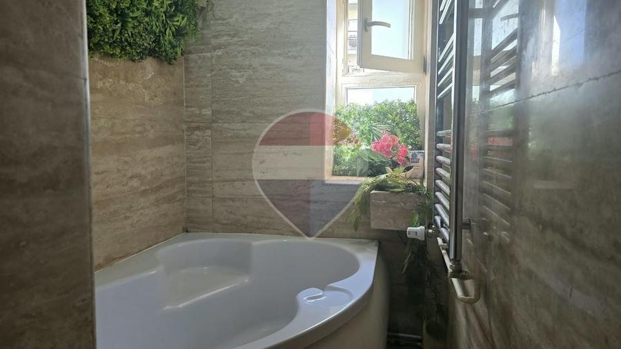 Apartament cu 3 camere decomandat, mobilat în Unirii