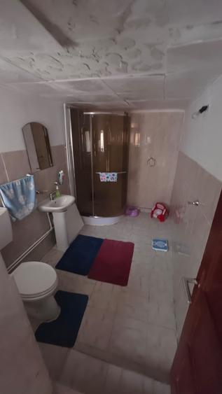 Casă individuală cu 4 camere cu Teren 400 Mp în Săliștea