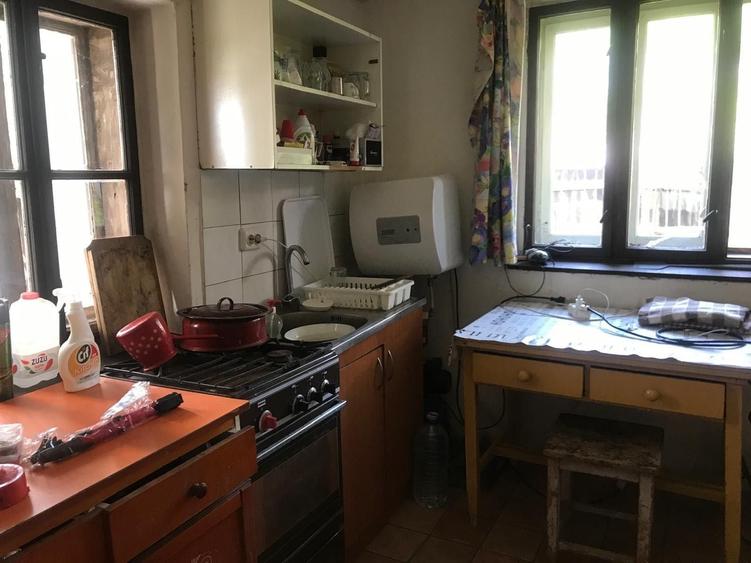 Teren de 1700 mp, în Rediu