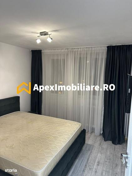 Apartament cu 3 camere decomandat în Drumul Taberei