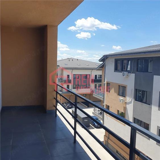 Apartament cu 2 camere decomandat în Fundeni
