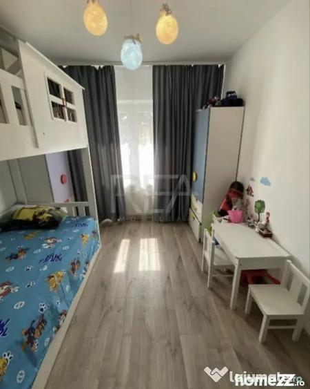 Apartament cu 3 camere decomandat în Gorjului