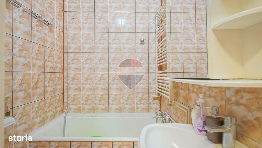 Casă cu 3 camere în Central