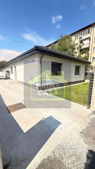 Casă cu 2 camere cu Canalizare în Central