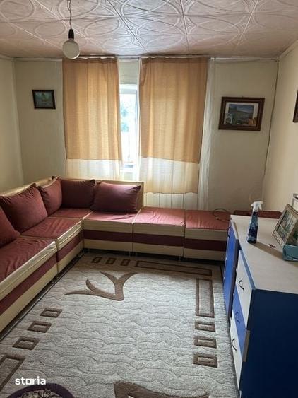 Casă cu 4 camere cu Teren 60 Mp în Strejești