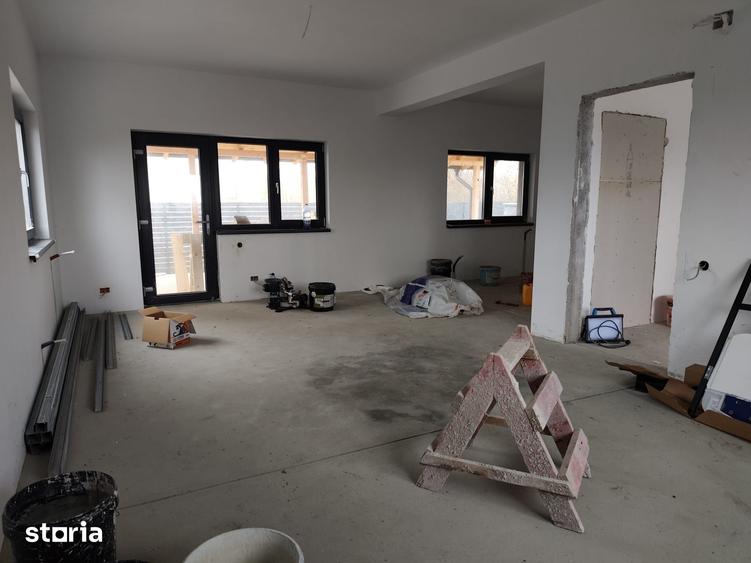 Casă cu 4 camere cu Teren 532 Mp în Central