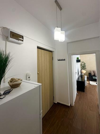 Inchiriez apartament termen lung, zona Opera Mamaia - 1