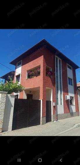 Casă cu 2 camere în Central