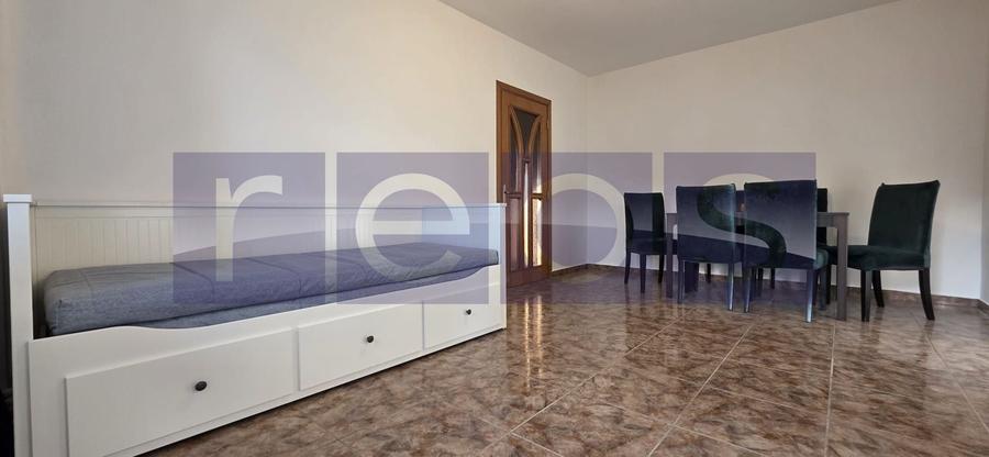 Apartament cu 4 camere semidecomandat, mobilat în Tineretului