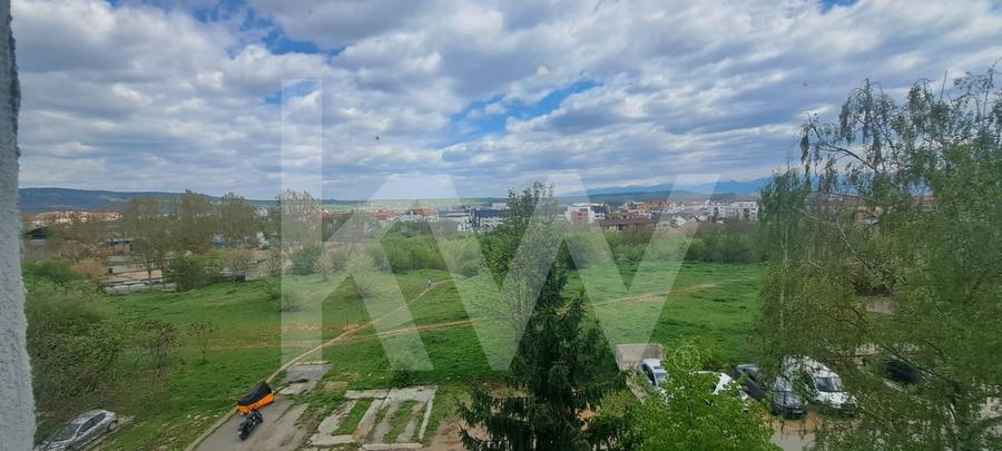 Apartament cu 2 camere decomandat, mobilat în Vasile Aaron