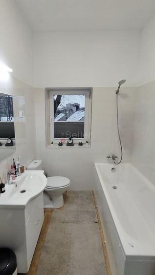 Apartament cu 4 camere decomandat, mobilat în Astra