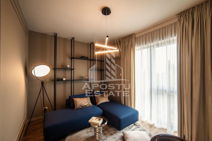 Apartament cu 3 camere semidecomandat în Central