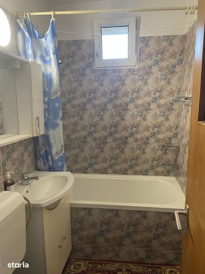 Apartament cu 2 camere decomandat în Drumul Taberei