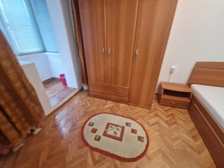 Apartament cu 2 camere nedecomandat, mobilat în P-ța Unirii