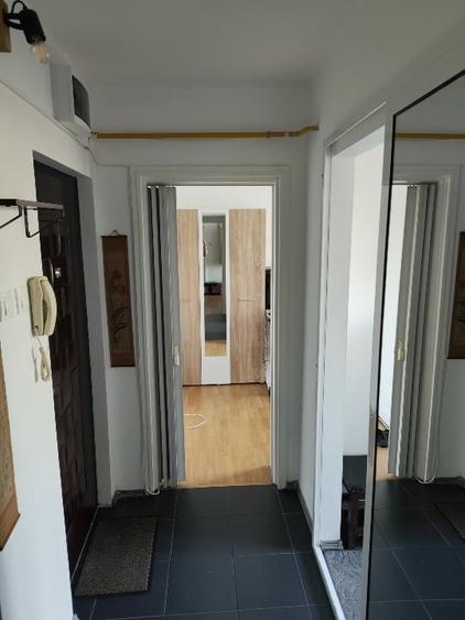 Închiriez apartament 3 camere Zona Podu Ros |Cantemir ,Etaj 3 Vedere Palas - 10