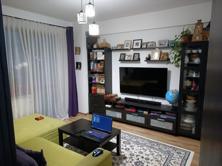 Apartament cu 2 camere decomandat, mobilat în Bucium