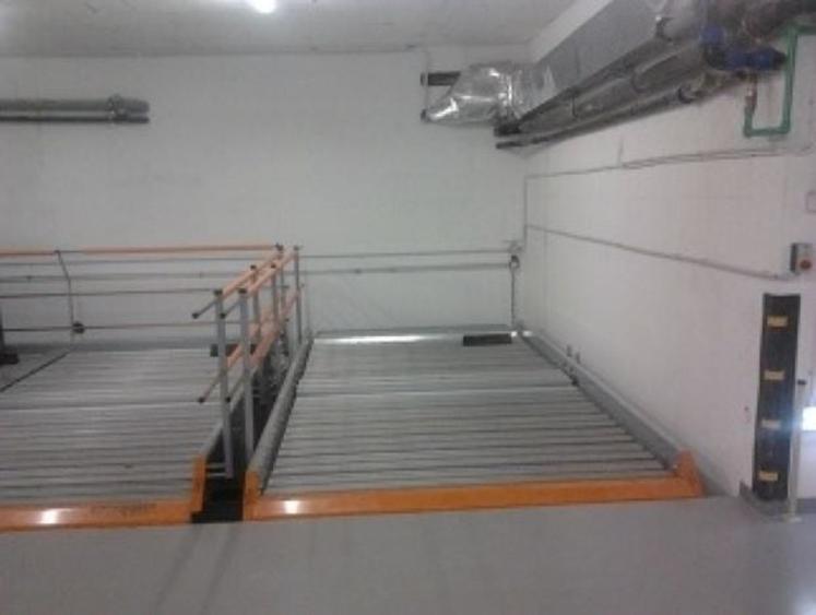 Apartament cu 2 camere decomandat, mobilat în Universitate