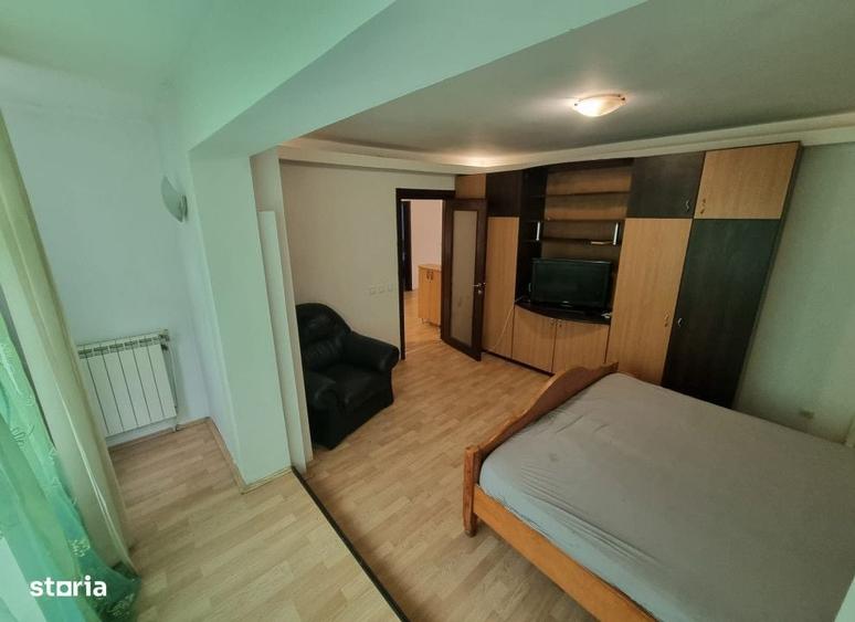 Apartament cu 4 camere decomandat în Tătărași