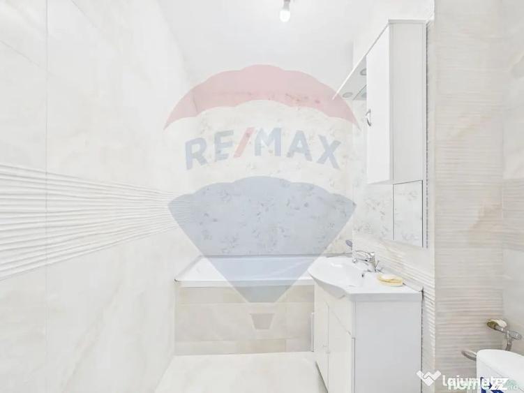 Apartament cu 3 camere decomandat în Lujerului