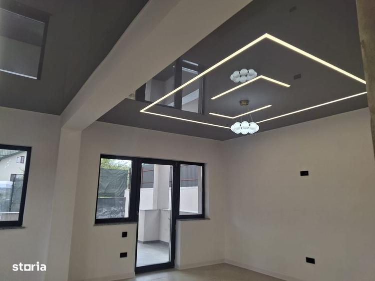 Casă cu 4 camere în Bucium