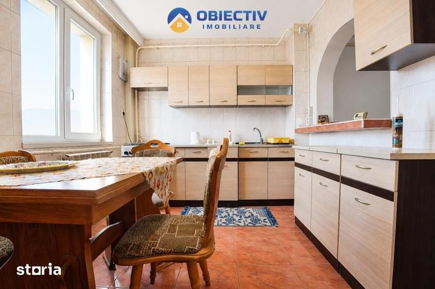 Apartament cu 4 camere decomandat în Nord