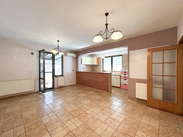 Duplex cu 4 camere cu Teren 124 Mp în Aviației