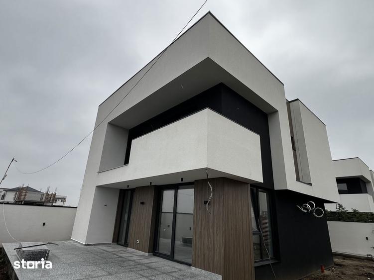 Casă cu 5 camere cu Teren 350 Mp în Central