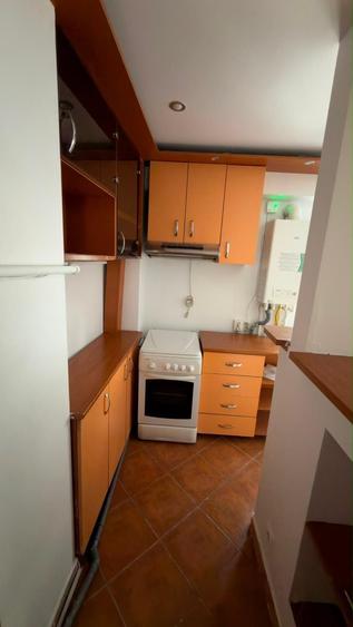 Apartament cu 3 camere decomandat în Octavian Goga