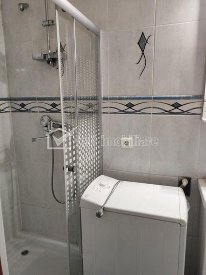 Garsonieră decomandată în Central
