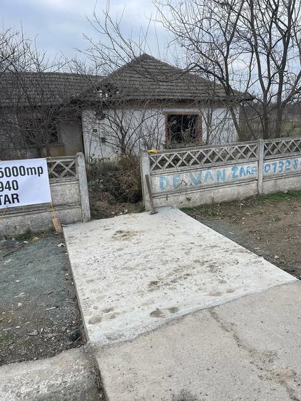 Teren de 5000 mp, în Central