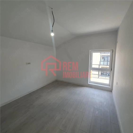 Apartament cu 2 camere decomandat în Fundeni