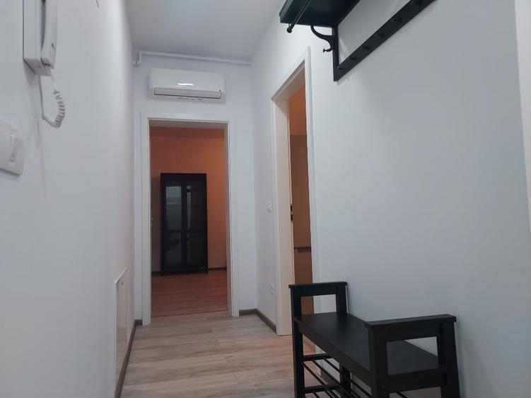 Apartament cu 2 camere decomandat, mobilat în Giroc