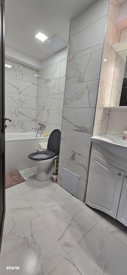 Apartament cu 2 camere semidecomandat în Micro 9