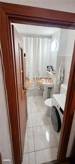 Apartament cu 3 camere în Florilor