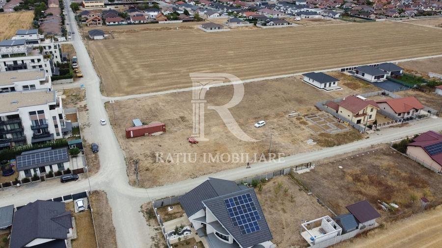 Teren Construcții intravilan de 541 mp, în Sântandrei