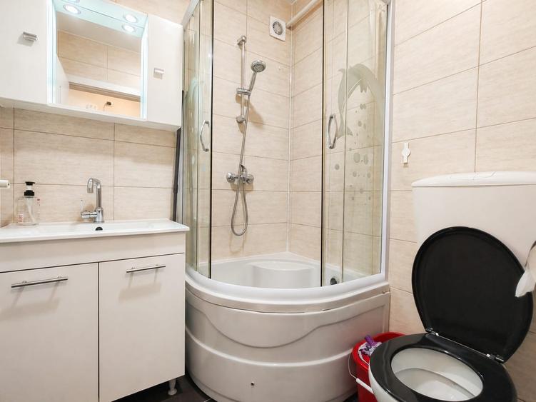 Apartament cu 2 camere semidecomandat, mobilat în Chiajna